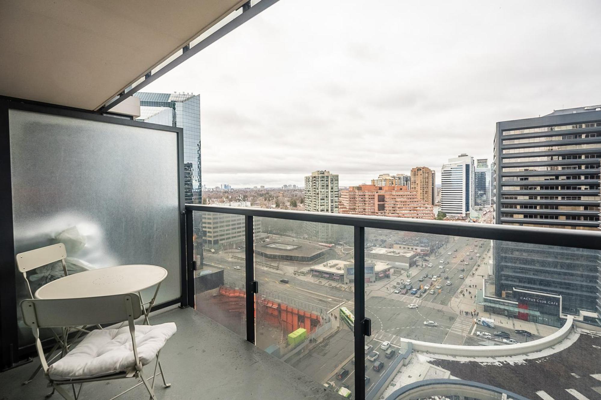 Globalstay Modern Apartments In North York Skyscraper Toronto Exterior photo