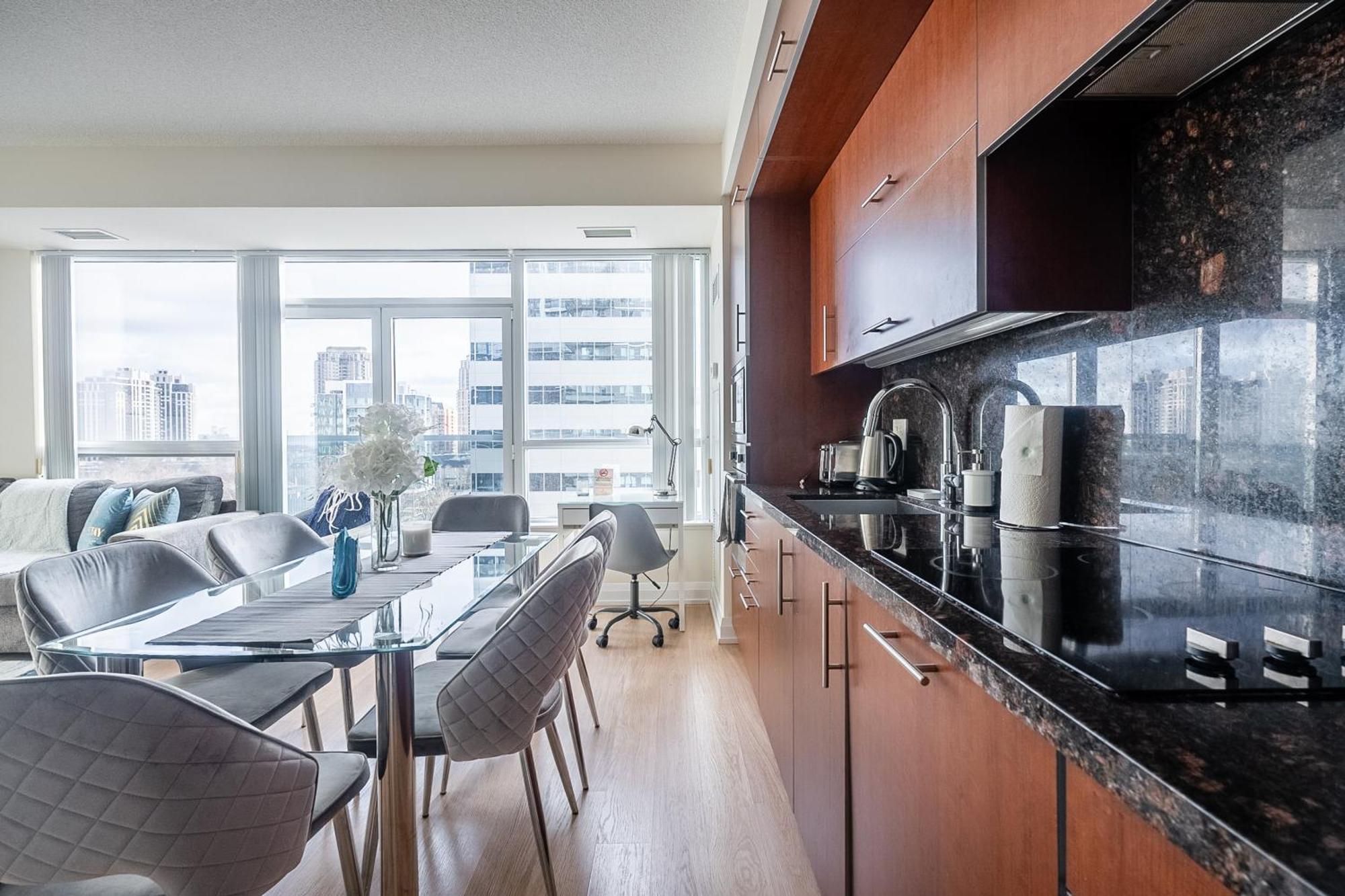 Globalstay Modern Apartments In North York Skyscraper Toronto Exterior photo