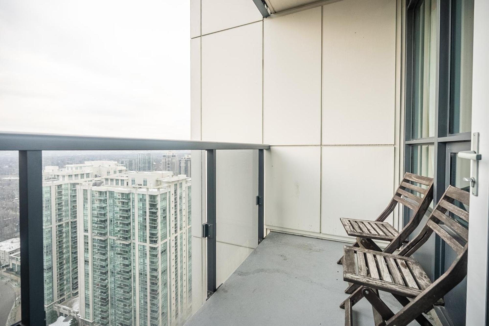 Globalstay Modern Apartments In North York Skyscraper Toronto Exterior photo