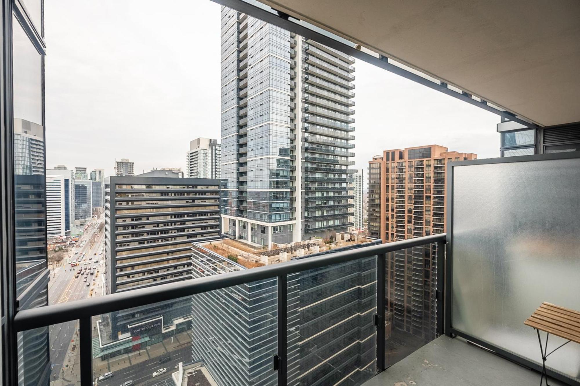 Globalstay Modern Apartments In North York Skyscraper Toronto Exterior photo